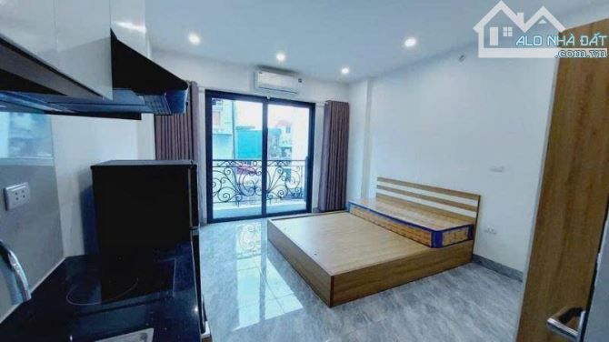 NGON. Tòa CHDV Tây Sơn – 65m, 7 tầng, 17 phòng, thang máy, dòng tiền 800tr/năm, giá 14.8tỷ