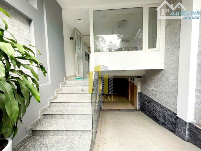 ✨ Nhà mặt phố khu đô thị An Phú – Hầm + 3 lầu, giá 30 triệu/tháng