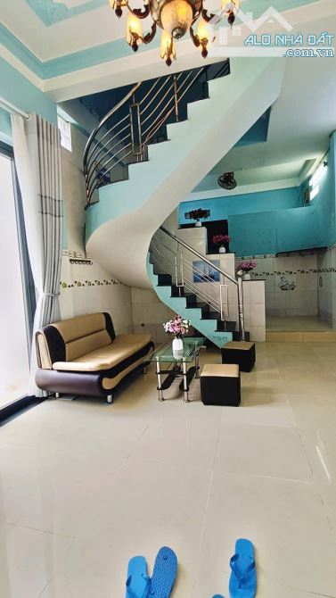 TỈNH LỘ 10, DTs 128M2, 4 TẦNG ĐÚC, 5PN,BÌNH TÂN GIÁP Q6,TÂN PHÚ, SÁT TÊN LỬA, CHỈ 3.X TỶ