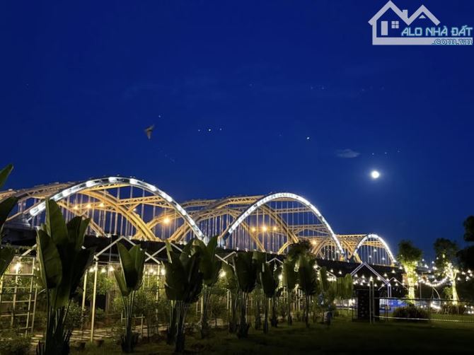 Bán lô đất Khu Đấu Giá X2 Đông Trù: DT 80M, MT 5.4M, Vỉa hè, phân lô, ôtô tránh, Gía ĐT!