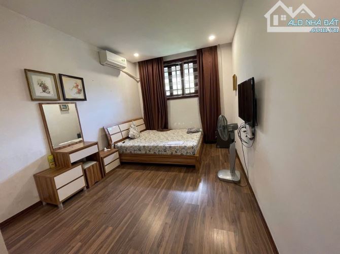 BÁN BIỆT THỰ 3 TẦNG 200M2 ĐƯỜNG 7M5 PHAN VĂN TRỊ - THIẾT KẾ ĐẸP SẴN VÀO Ở