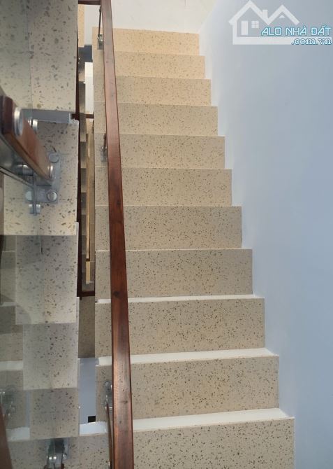 GIẢM SÂU 1.2 TỶ - CHỈ CÒN 8 TỶ - 4.8X12.5M - 4 TẦNG - NHÀ MỚI 100%