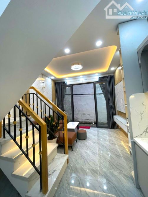 🌟 NHÀ ĐẸP TRUNG TÂM QUẬN 7 – FULL NỘI THẤT – CHỈ 4.5 TỶ (TL) 🌟