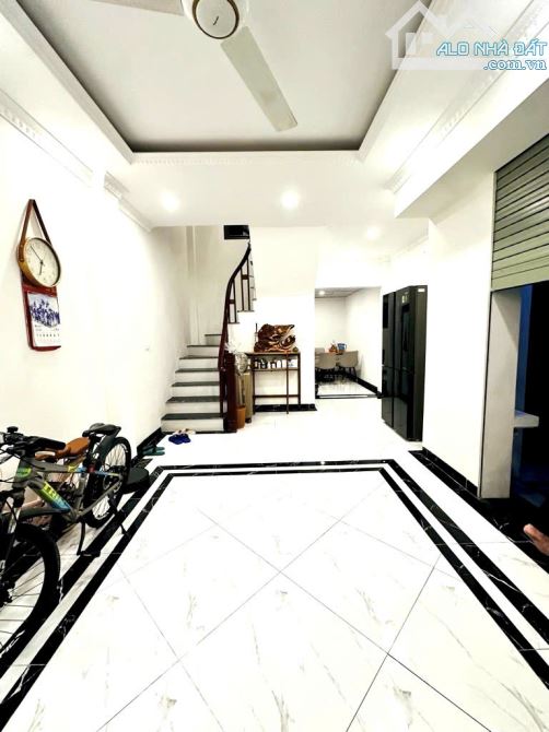 45 M², 6 TẦNG, 6.x TỶ, NHÀ ĐẸP, NỘI THẤT XỊN SÒ, XÂY ĐỘC LẬP, GẦN PHỐ VŨ XUÂN THIỀU