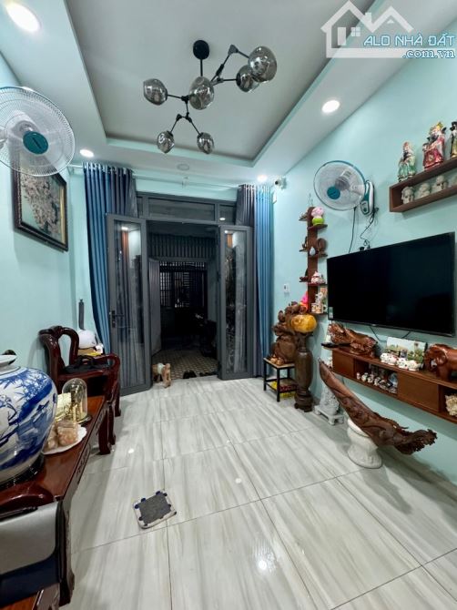 NHÀ 2 TẦNG MỚI ĐẸP PHẠM VĂN HAI, GẦN BỜ KÈ HOÀNG SA, 45m2, 2TẦNG, DỌN VÀO Ở NGAY