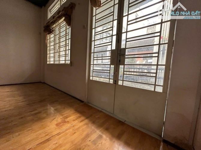 Bán nhà Tân Bình ngang khủng hơn 5m, chỉ 5.x tỷ - 2