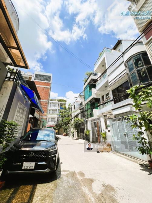 Giảm 500 triệu, hẻm xe hơi tránh Bùi Đình Túy - 4 tầng - 49m2 - Dân trí cao - 9.3 tỷ -
