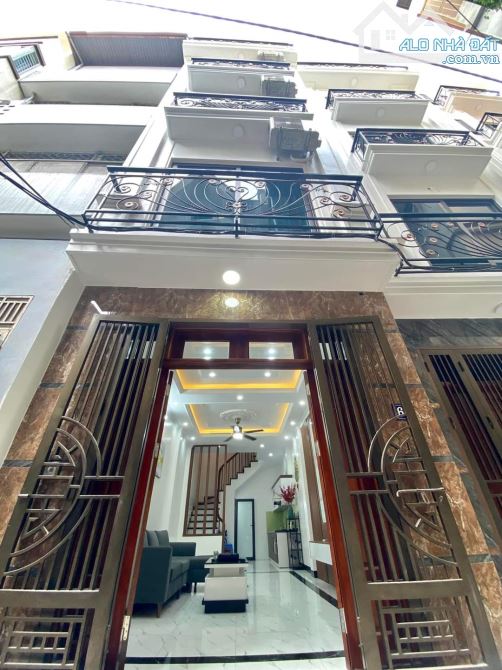 Bán nhà  Thụy Phương, 38m2, phân lô, ô tô, nội thất chủ tặng,  nhỉnh 5tỷ.