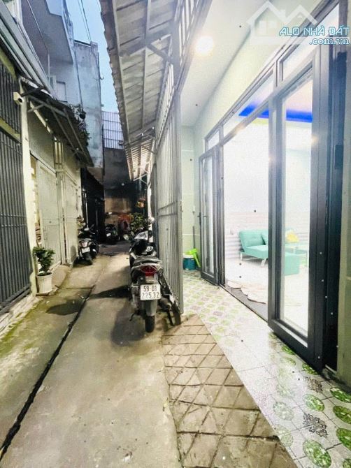 Nhà đẹp 1 lầu chỉ 1 tỷ 390 triệu 4,1mx8m tặng nội thất như hình hóc môn