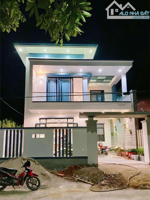 BIỆT THỰ MINI SỔ HỒNG RIÊNG GẦN CHỢ THẠNH PHÚ CHỈ 550TR SỞ HỮU