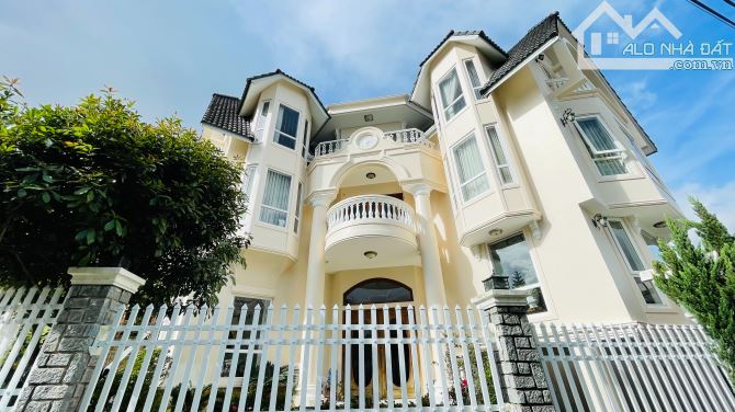 🌿✨ VILLA GÓC 2 MẶT TIỀN KHU QUY HOẠCH VILLA BIỆT THỰ ĐẲNG CẤP TẠI ĐÀ LẠT