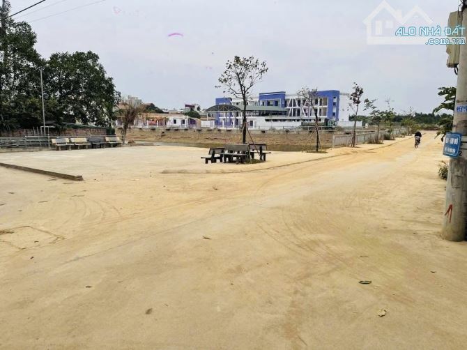 101m Lô Góc, View Hồ ngay gần dự án đô thị sinh thái