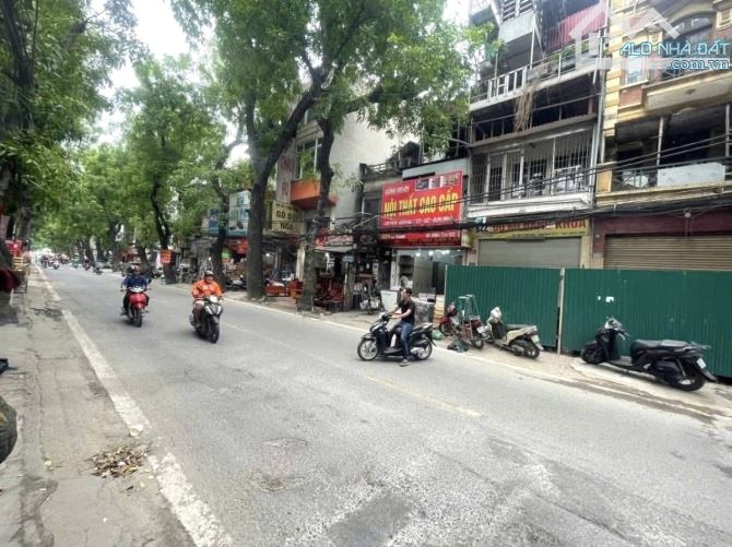 Mặt phố La Thành quận Ba Đình 113m2 MT12.5m-5 Tầng Ô Tô Tránh Vỉa Hè Kinh Doanh Đẹp