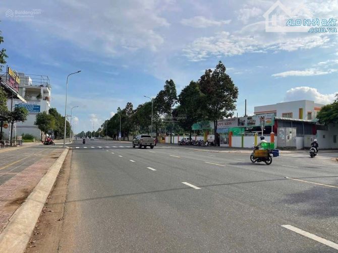 Giá cực sốc! 1tỷ9 lô đất 140m2 ngay tại Đ. Lý Thái Tổ, Đại Phước, Nhơn Trạch