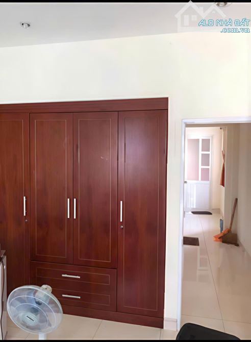Nhà 1 trệt 1 lầu hẻm oto, 3pn 2wc ngay trường Nguyễn Văn Nở. Full nội thất