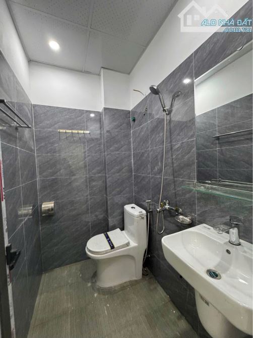 B.ÁN NHÀ DI TRẠCH_38M2X4T, NGÕ NÔNG Ô TÔ GẦN, NHIỀU PHÒNG NGỦ, 2 THOÁNG, NHỈNH 5 TỶ