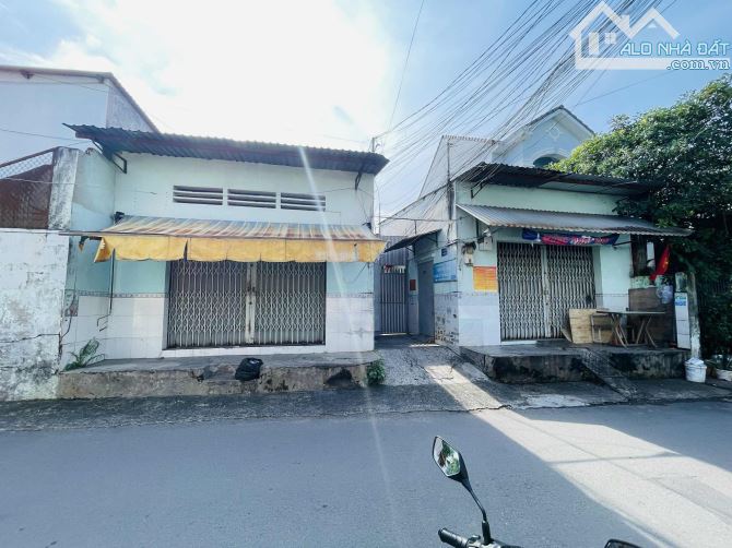 Bán dảy trọ 38p thu nhập 80tr/th Mặt tiền đường 79 PLA Q9 DT 604m2 Giá 38 Tỷ