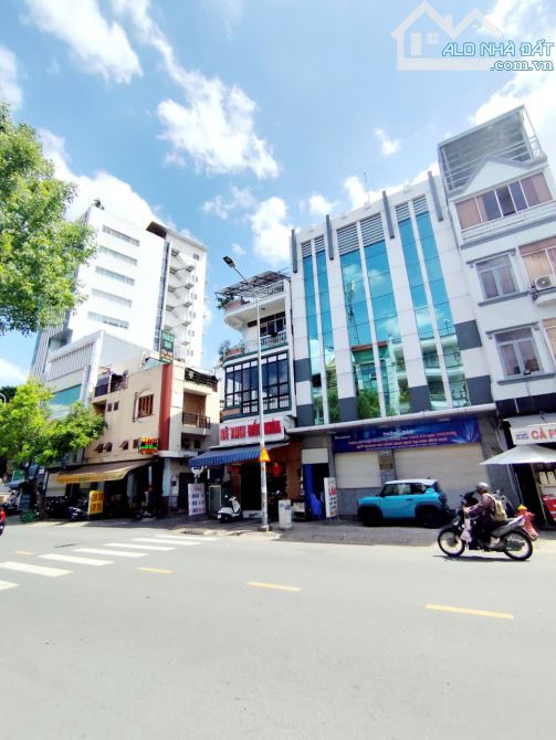 Mặt tiền Hoàng Hoa Thám - Phan Đăng Lưu, DT: 13.5x28m nở hậu,CTXD:Hầm 7 Tầng, 93 Tỷ Tl