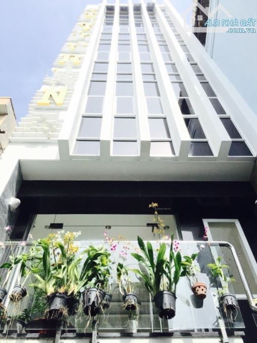 Nhà mặt tiền P2, TB, 123M2, 6 tầng có thang máy, giảm 6.5 tỷ
