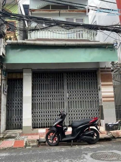 M657: Cho thuê nhà mặt đường Hào Khê