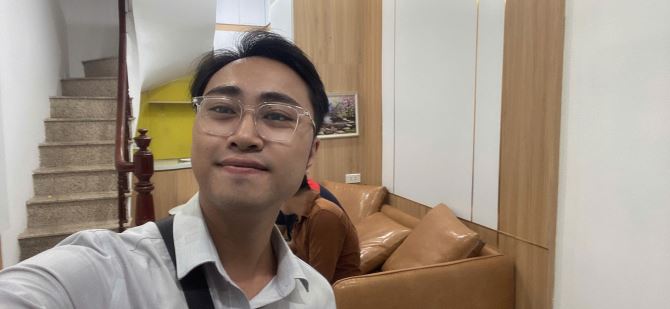 Văn Chương - Nhà dân xây chắc chắn - Gần phố - Ngõ xe máy tránh - Chủ tặng đồ