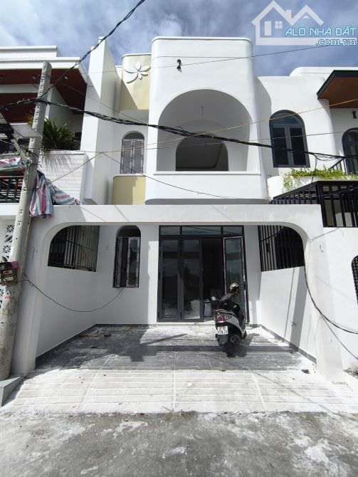 Nhà Mới Hoàn Thiện 5x17m, 3PN. Cách Ngã Tư Phước Lý 500m