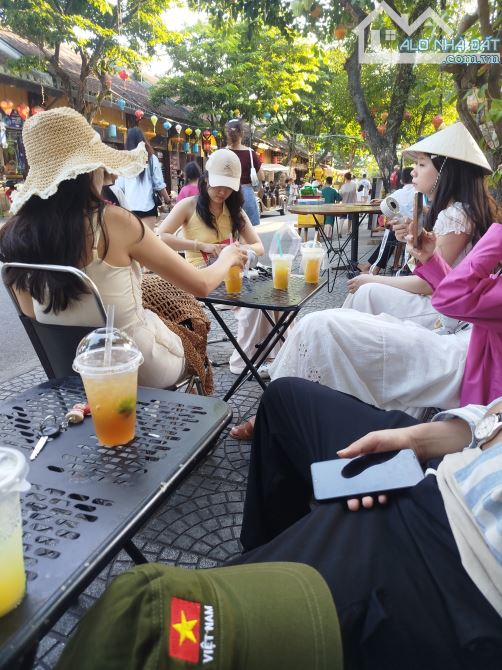 BÁN ĐẤT TẠI PHỐ ĐI BỘ NGUYỄN HOÀNG - AN HỘI - HỘI AN. DIỆN TÍCH: 103m2. GIÁ: 6,89 TỶ.
