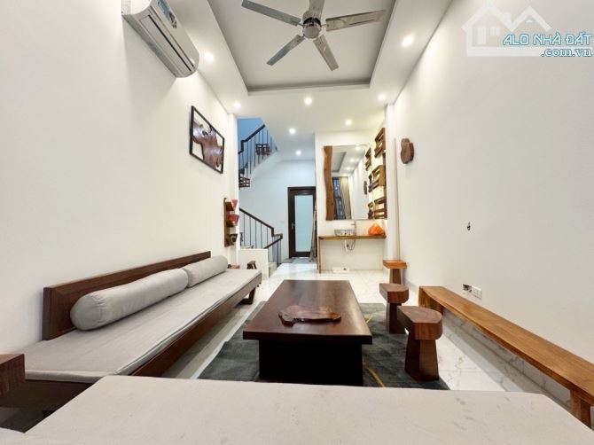 Mặt ngõ KHƯƠNG TRUNG 46m², 250m ngã tư SỞ, NGÕ NÔNG GẦN PHỐ, KHÔNG GIAN THOÁNG SÁNG