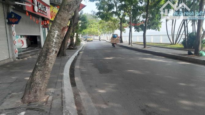 Bán Nhà Phố Trích Sài Quận Tây Hồ 97m2-4T MT6,3m LÔ GÓC 35 Tỷ Trích Sài. Có Thương Lượng.
