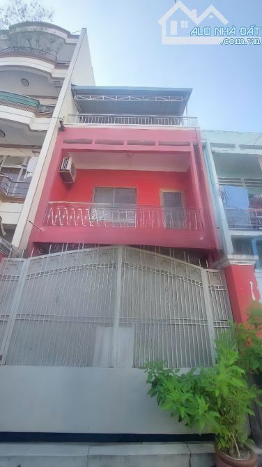 Quận Bình Thạnh-Nhà đẹp-Hẻm ô tô 5M-Giáp Q1-Hoàng Hoa Thám-P6-78m2-4,5x18-3tầng-3PN