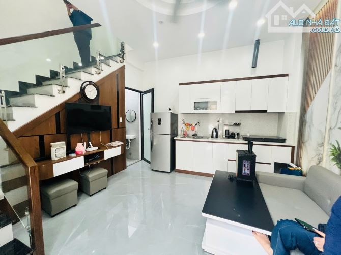 🔥 Chỉ 1,2 TỶ  sở hữu ngay căn nhà 3 tầng đẹp trung tâm Cam Lộ – Hùng Vương