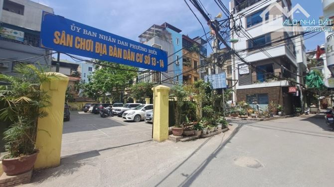 MẶT TIỀN KHỦNG, Ô TÔ QUA NHÀ, THANG MÁY, KD DÒNG TIỀN- KHÁCH SẠN GẦN HỒ TÂY.