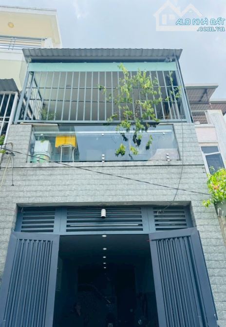 Bán nhà 3 phòng ngủ - 67m2 hẻm xe hơi ngay Bùi Quang Là, Phường 12, Gò Vấp