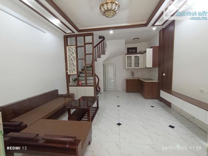 BÁN NHÀ PHỐ THẠCH BÀN LONG BIÊN 5.2 TỶ 35m MT 4m  5 TẦNG Ô TÔ KINH DOANH SÁT TRƯỜNG CẤP 1
