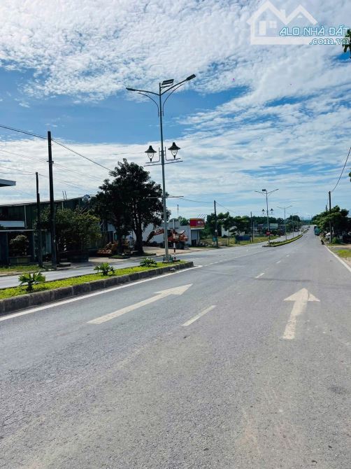 MT TRẦN BÌNH TRỌNG, KHU CÔNG NGHIỆP ĐÔNG LỄ, TP. ĐÔNG HÀ