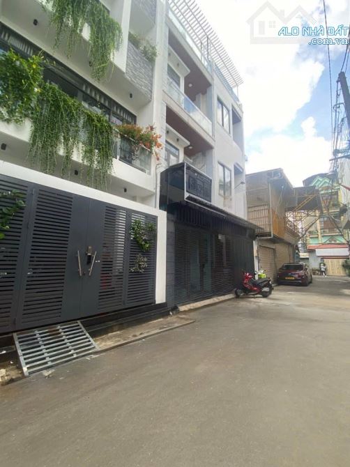 Quận Tân Bình-Nhà đẹp-Hẻm ô tô 5M-Sát MT Phan Huy Ích-P15-60m2-4x15-4tângd-4PN,5WC