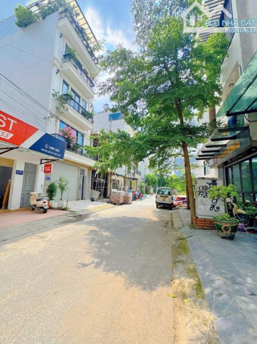 PHÂN LÔ HỒNG HÀ, THỦ PHỦ BA ĐÌNH, OTO TRÁNH NGÕ THÔNG KINH DOANH, 55m MT 4.5m 5 Tầng 17 Tỷ