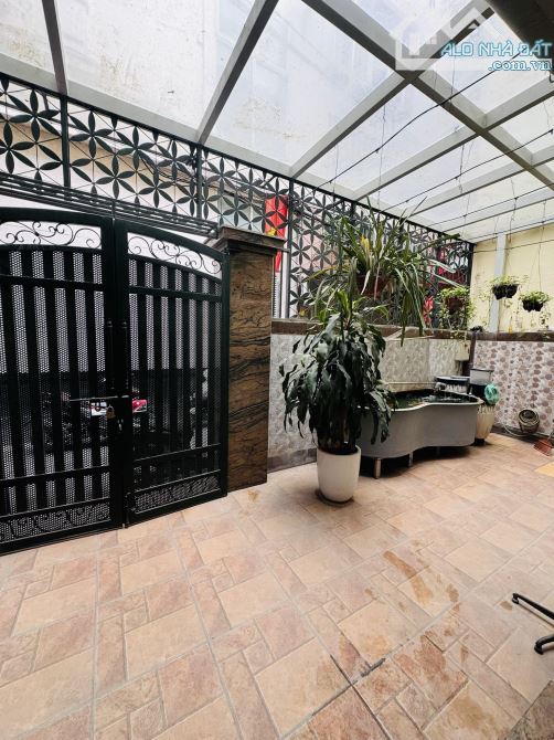 SAU LƯNG NHÀ MẶT PHỐ VŨ TRỌNG PHỤNG - 108m2, 4 tầng, 2 thoáng - ô tô đỗ