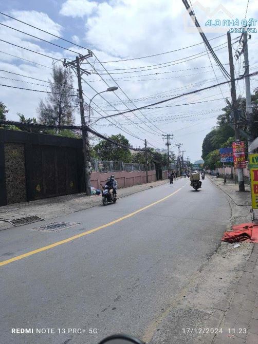 bán dãy trọ mặt tiền Đình Phong Phú – Thu nhập 35tr/tháng