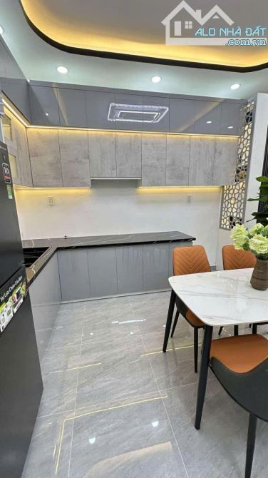 NHÀ MỚI CHỈ DỌN VÀO Ở_DT KHỦNG_GIÁ CÔNG NHÂN KHU VỰC PHÚ XUÂN NHÀ BÈ