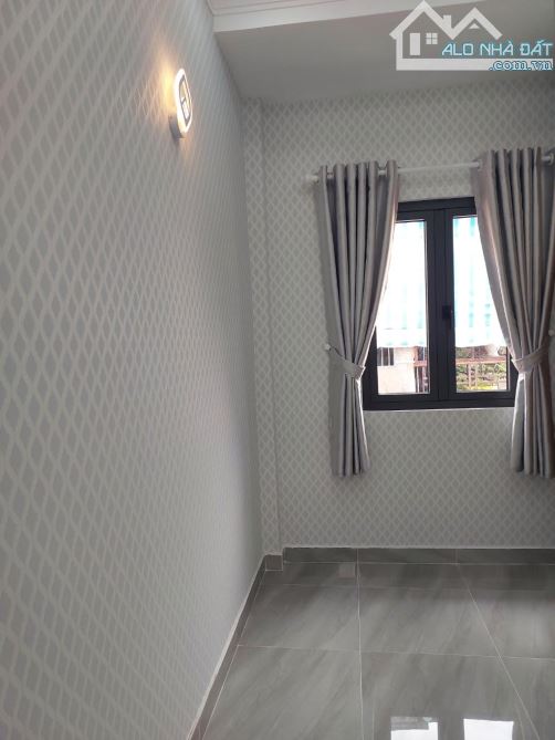 NHÀ ĐẸP VÀI BƯỚC RA QUANG TRUNG – VỊ TRÍ TRUNG TÂM GÒ VẤP. CHỈ HƠN3Đ