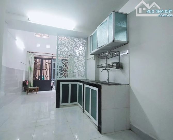 BÁN NHÀ NHIÊU TỨ PHÚ NHUẬN – CHỈ 4,25 TỶ – GẦN PHAN XÍCH LONG CHỈ CẦN XÁCH VALI VÀO Ở