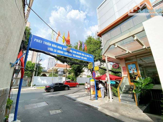 Bán nhà Hẻm 10m Sát MT Nguyễn Bình Khiêm ĐaKao Quận 1 68m2 xây dựng 7 Tầng giá chỉ 19 Tỷ
