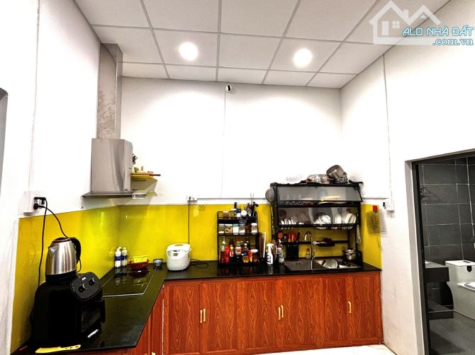HIẾM CÓ KHÓ TÌM - NHÀ ĐẸP GẦN BAR PHƯƠNG ĐÔNG - HẢI CHÂU