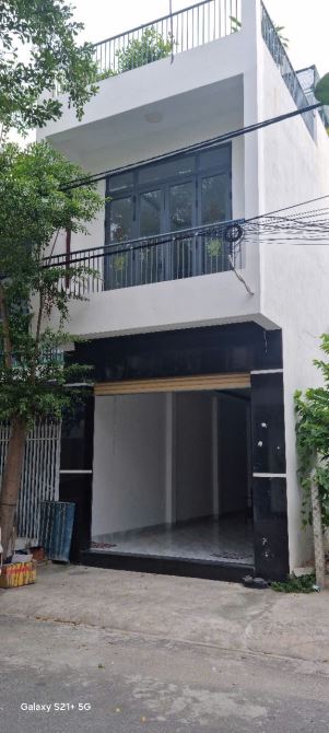 Nhà 2 lầu Sổ đỏ hiện đại kiên cố 52m2 mặt 4m hướng TN KĐT Phước Long giá tốt 5,5 tỷ