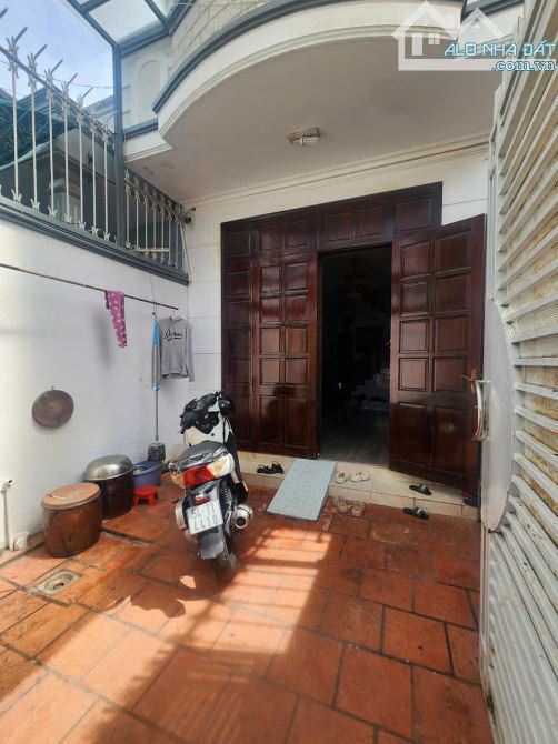 Bán nhà hẻm oto Xô Viết Nghệ Tĩnh, P. Thắng Tam - Nhà 3 tầng x 76m2, giá bán 7,2 tỷ