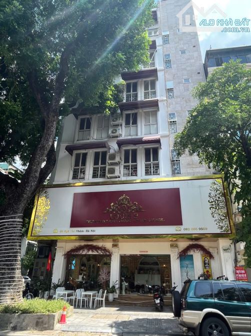 Cho thuê mặt bằng kinh doanh phố Dịch Vọng Hậu, DT 180m2 x 7T, MT 10m, vị trí siêu đẹp.