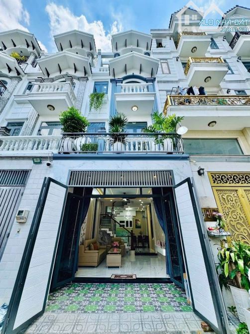 Chủ ngộp vốn làm ăn cần bán nhà ngay KDC Lê Thánh Tôn, Q1 - Giá 6tỷ590/40m2. Sổ hồng riêng