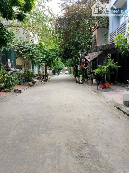 HÀNG BÈ KIẾN HƯNG – LÔ ĐẤT 50M, NHÀ C4, PHÂN LÔ OTO TRÁNH VỈA HÈ – GIÁ 12.2 TỶ