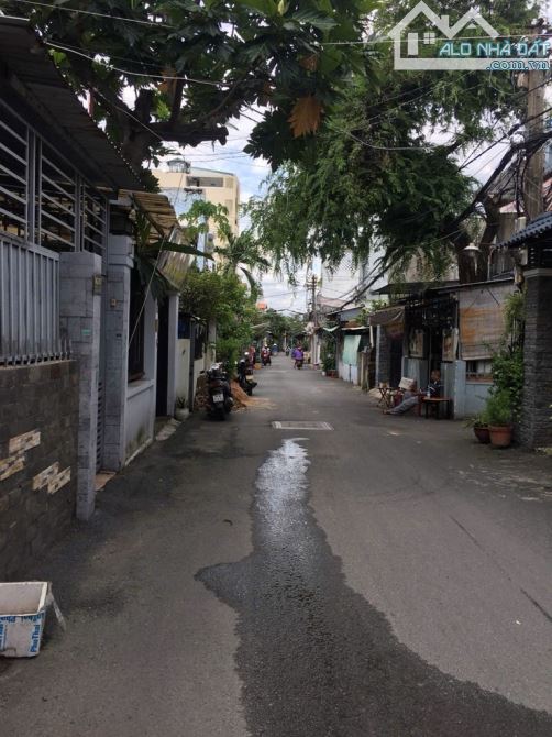 5,95 tỷ nhà 70m2 hẻm xe hơi 4m SHR không quy hoạch đường Lê Đức Thọ Phường 15 Gò Vấp 3 phò
